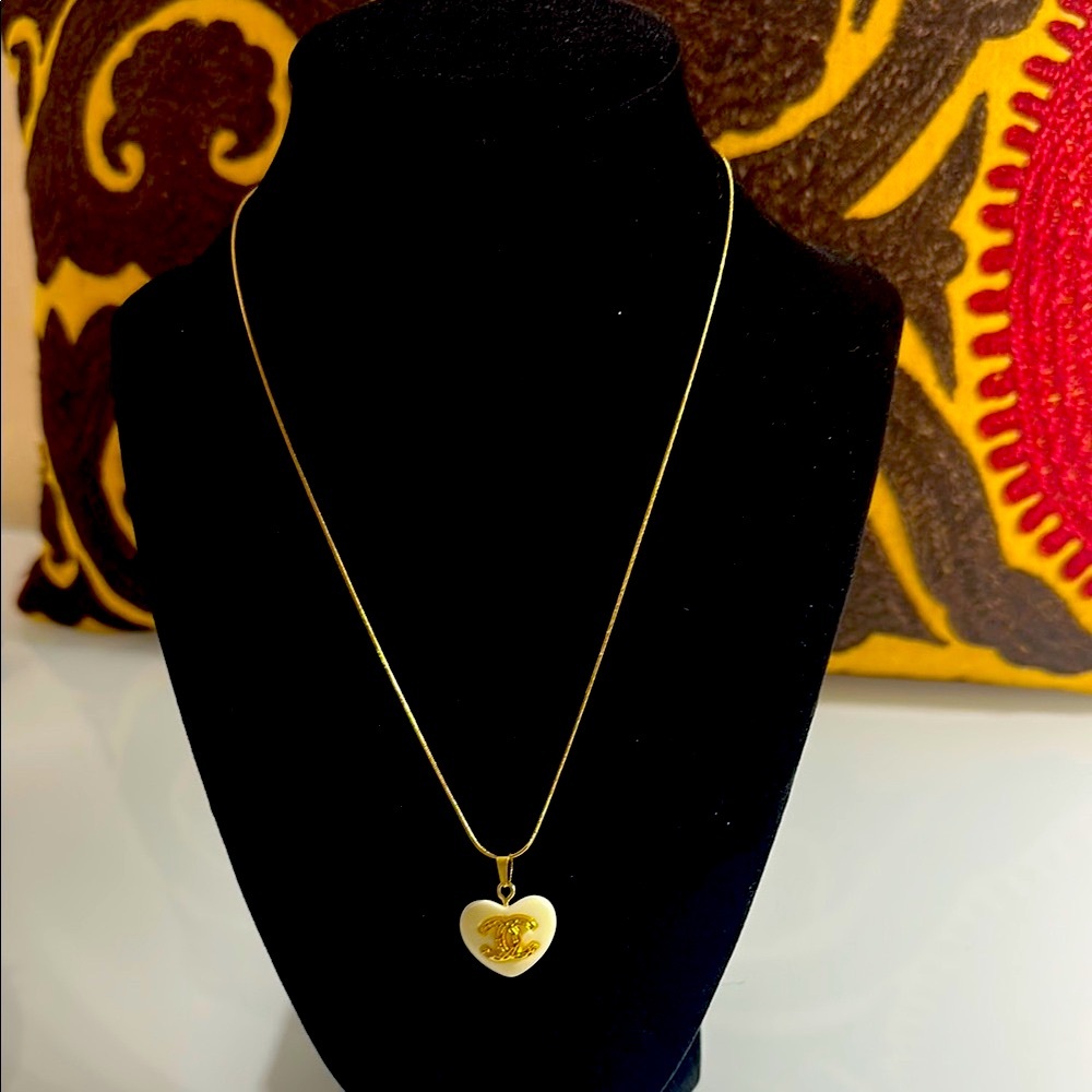 Gold Heart Pendant Necklace
